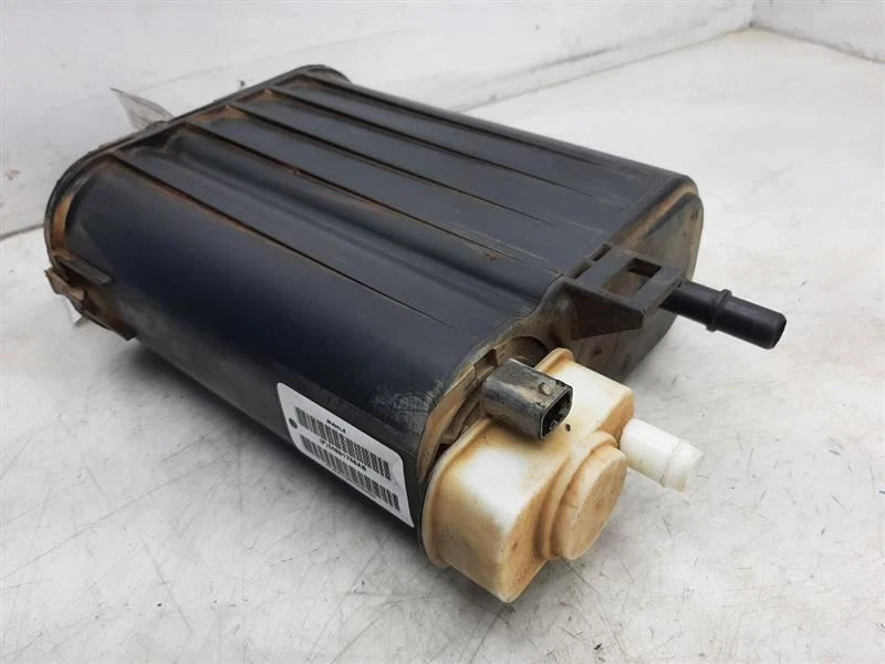 05 06 07 08 09 10 11 Bote de vapor de combustible Dodge Ram 1500 4891567AC Foto 2 de 4