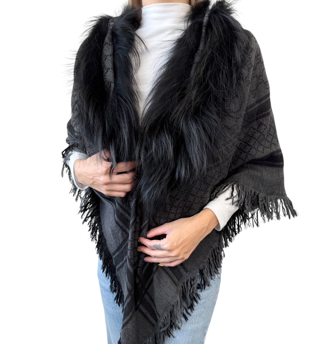 GUCCI Vintage GG Logo Monogram Fox Fur Shawl Scarf Wrap Gray Black