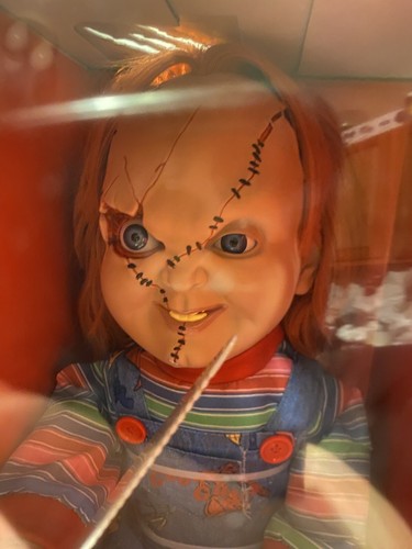 CHUCKY TALKING Doll Good Guys 24-Inch CHILDS PLAY SPIRIT HALLOWEEN NEW Animated - Picture 7 of 7
