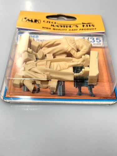 CMK 1/35 German Railwaymen WWII 2 Figuren Miniatur F35068 - Bild 7 von 9