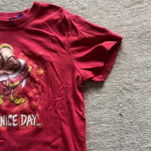 Vintage Disney Red Grumpy Have a Nice Day Somewhere Else T-Shirt Youth Size 1X - Picture 4 of 10