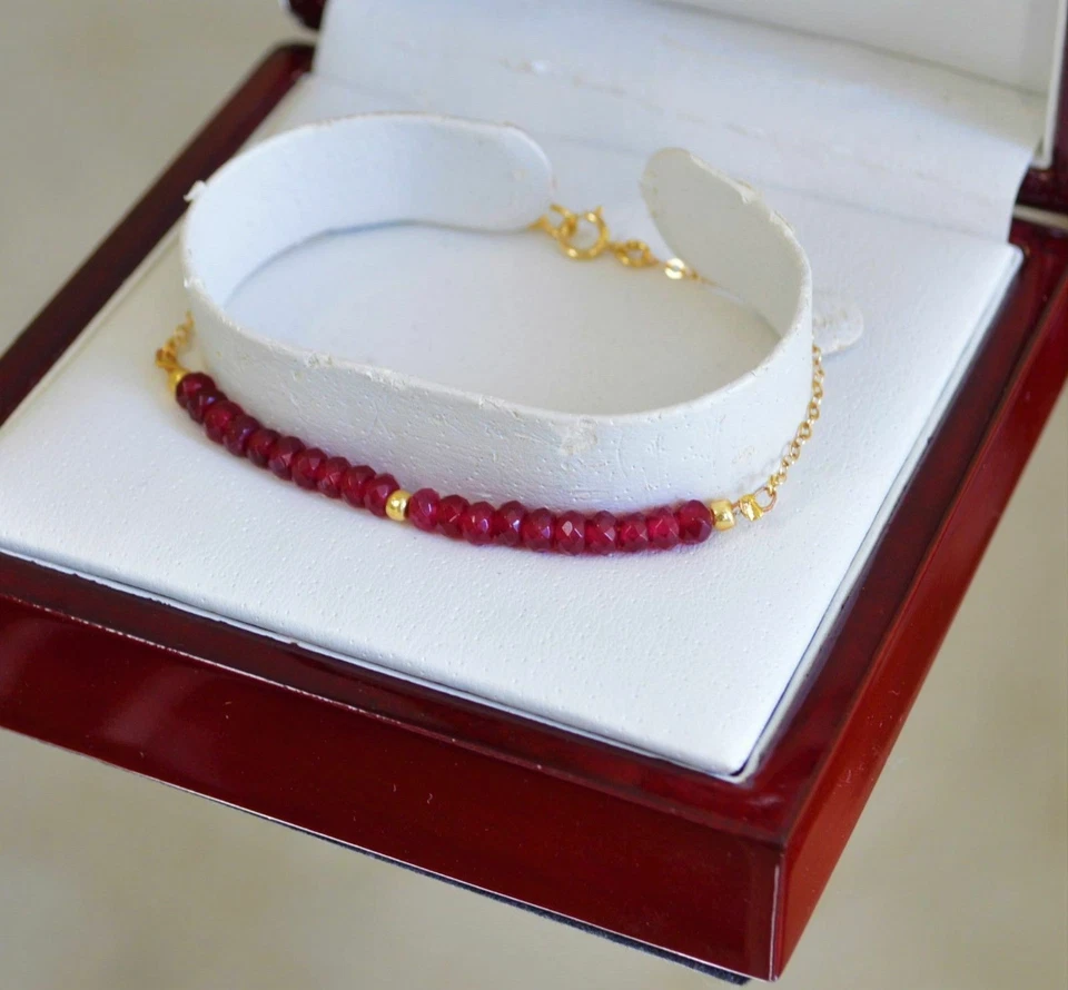 Gorgeous Delicate Natural Faceted Red Ruby Yellow Gold Chain Bracelet - Image 4 of 4
