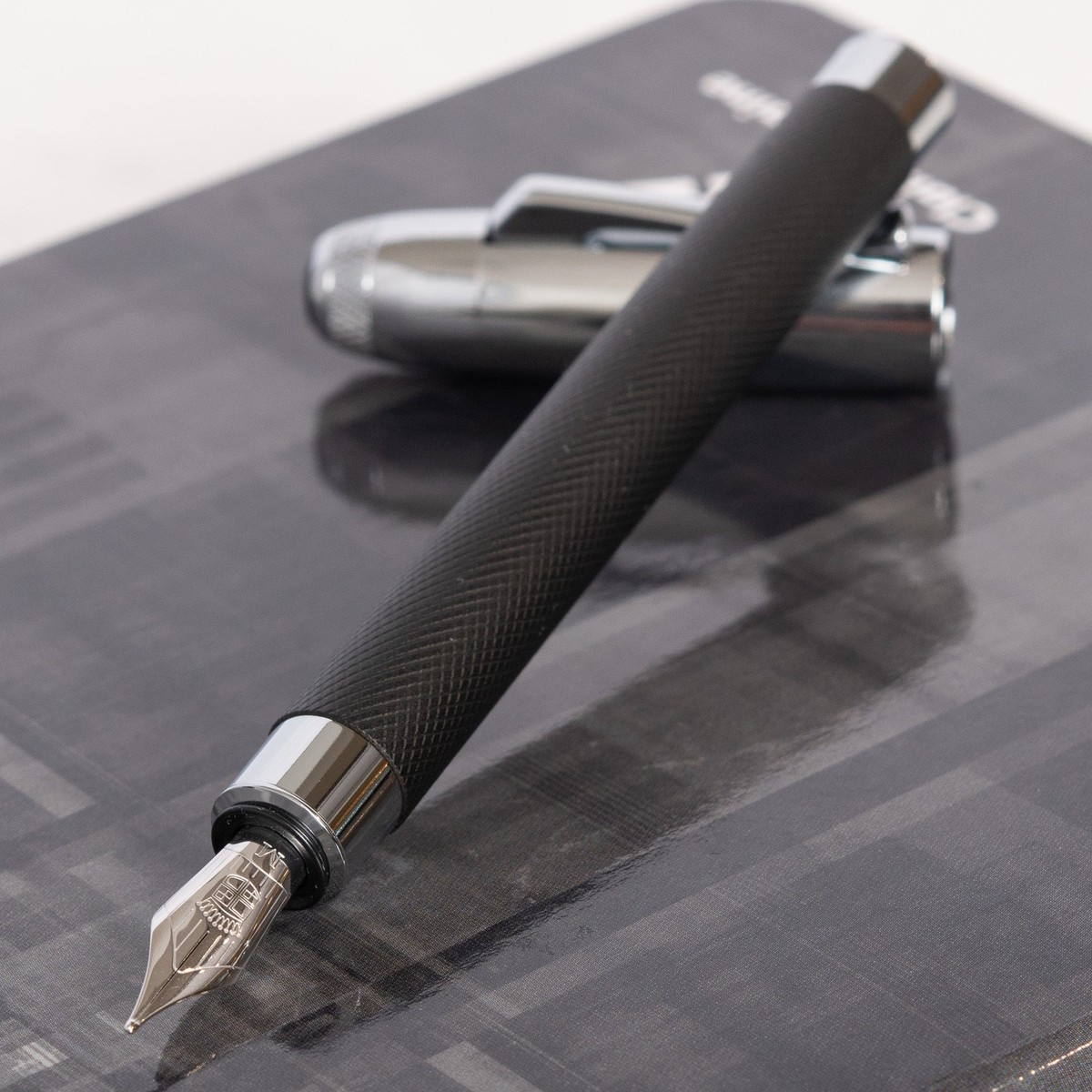 Graf von Faber-Castell Bentley Fountain Pen - Onyx Black | eBay