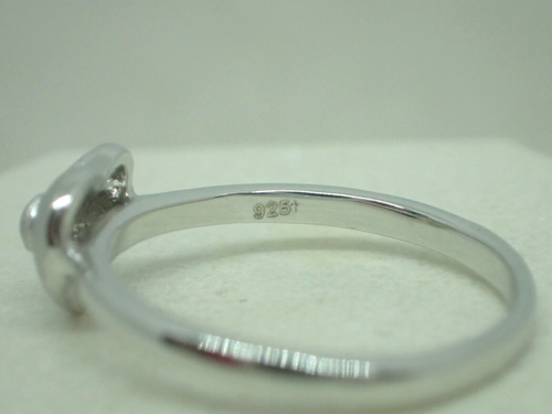 Sterling Silver Heart Promise Ring with Cubic Zirconia Size 7 / N 1/2 - Picture 3 of 6