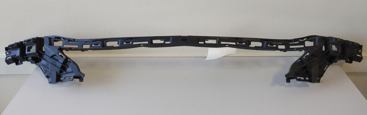 New Genuine OEM Mercedes 2014-16 E-Class Bumper Cover