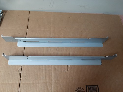 NetApp X5526A-R6 Universal Rackmount Rail Kit L Bracket DS4243 DS4246 + others - Picture 2 of 2