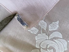 44" SQ VINT FINE LINEN TABLECLOTH tea set bridge cloth 4 napkins NU appliquéd