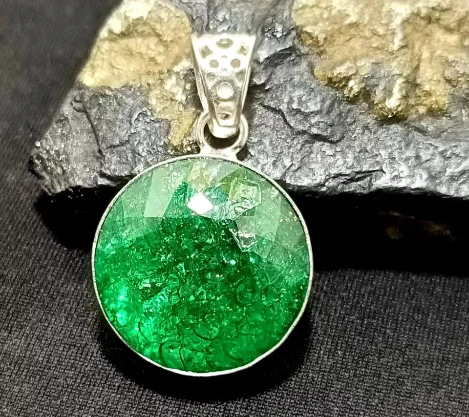 Impresionante medallón colgante redondo enchapado en plata esmeralda de 40,95 quilates certificado+ piedras preciosas Foto 3 de 4