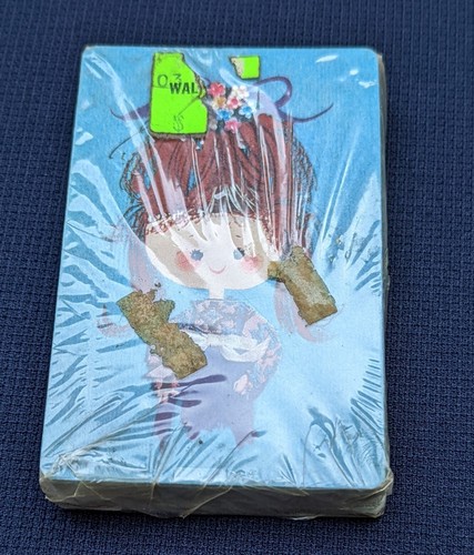 Baraja de cartas vintage Scrawny Girl sin usar, en caja sellada de fábrica despeinada - Imagen 2 de 4