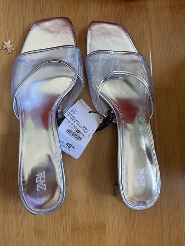Neu Zara METALLIC MESH HEELED SLIDES Schuhe Hausschuhe Größe 9 Farbe Silber - Bild 2 von 13