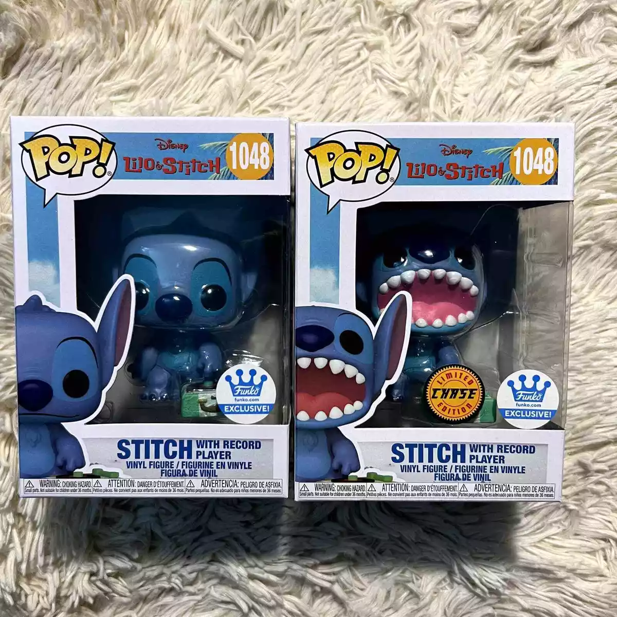 Funko Pop CHASE BUNDLE : Disney Lilo & Stitch - Chase Stitch with Record  Player