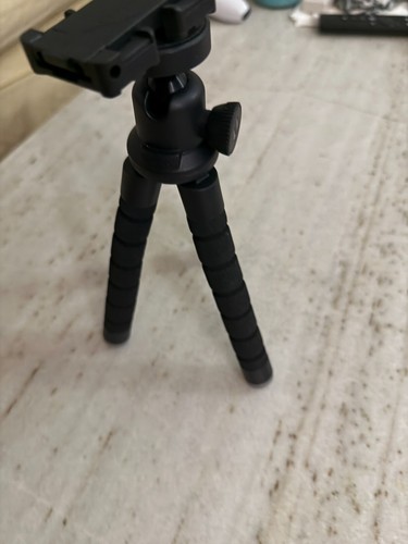Aureday Phone Tripod - Flexible Tripod for iPhone and Android Cell Phone - Black - Photo 5 sur 5