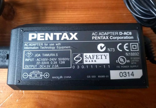 Genuine Battery Charger AC Adapter D-AC8 - Picture 1 of 2