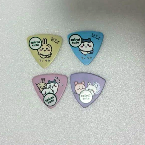 Spiral Cute Chiikawa Personaggi Plettro Chitarra Set 4 Pezzi Hachiware Usagi - Foto 3 di 3