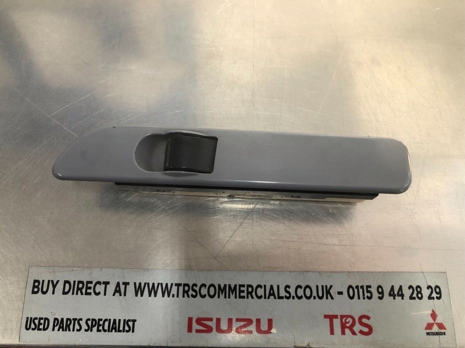 Used Mitsubishi Canter 2005-2010 Passenger Window Switch MK421111 - Picture 2 of 2