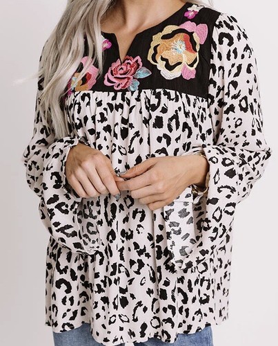 Savanna Jane Damen Bluse Animal Print Blumen bestickt Größe Medium