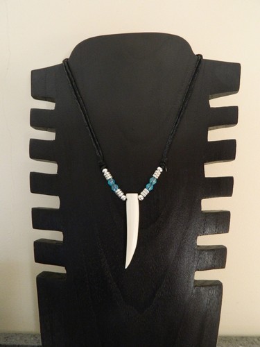 Mens Necklace Large Tooth Pendant Claw Arrowhead Spear Wolf Men Boys Gift - Picture 7 of 10