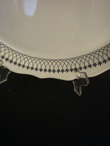 Plato de 11,5 encaje negro vintage Syracuse China Restaurant Ware "Fleur De Lis" - Imagen 2 de 4