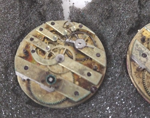 2 watch movements Sandoz Wuille w/ porcelain face / dial - Picture 4 of 7