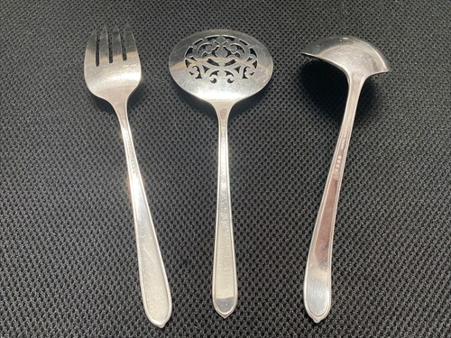 3-Piece Oneida Royal Rose Nobility 4 CROWNS Silver Plate Serving Set 1939 - Picture 2 of 3
