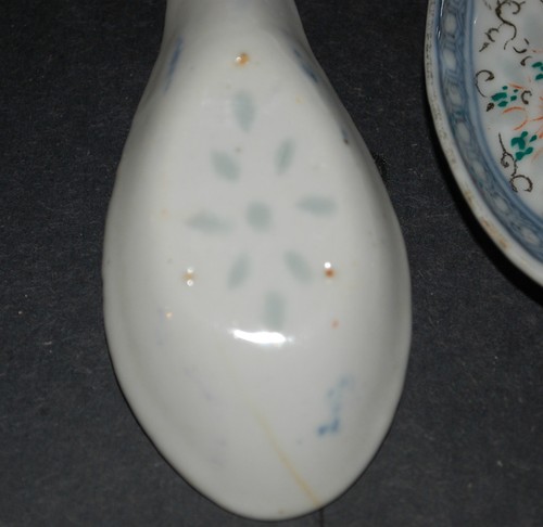 Cucharas soperas chinas de porcelana con diseño floral azul, rojo y dorado - Juego de 4 - Imagen 7 de 12