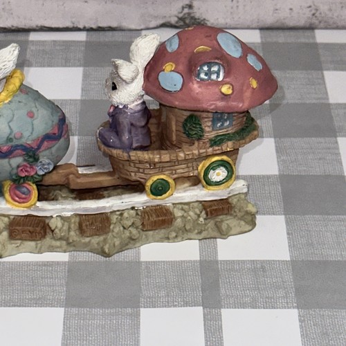 Vintage Easter Rabbit Figurine Train Carrot Egg Mushroom Train 8.5" X 3" - Picture 8 of 13