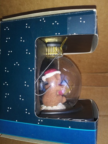 Christmas Eve Holiday Radiance Illuminated Glass Bulb Bear A+ Teacher Pre-Loved - Picture 2 of 6