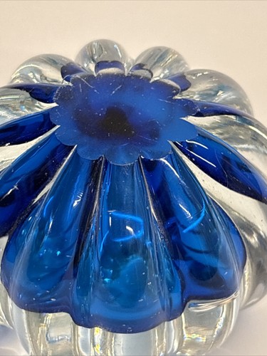 Vcagco Glass Pumpkin Paperweight Ribbed Clear Glass with Cobalt Blue Center - Picture 7 of 11