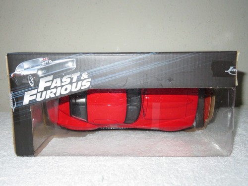 FAST & FURIOUS LETTY'S CHEVY CORVETTE RED JADA 1:24 OPENING HOOD & DOORS - Picture 4 of 8