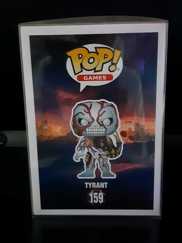 Tyrant Glow 6" Funko POP Resident Evil - Picture 3 of 7