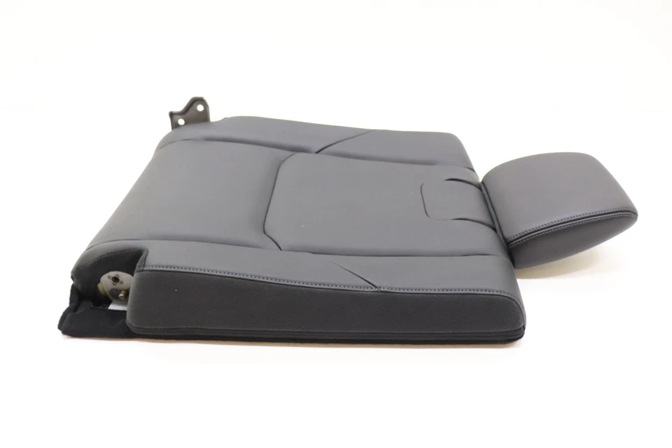 2018 - 2023 年 MAZDA CX-9 后左 3RD ROW UPPER 皮革座椅原始设备制造商黑色_TC0 — 第 3/4 张图片