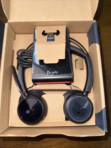 NEW Poly Voyager Focus 2 On-ear Headset w/ Charging Station BT700 77Y87AA - Picture 1 of 5