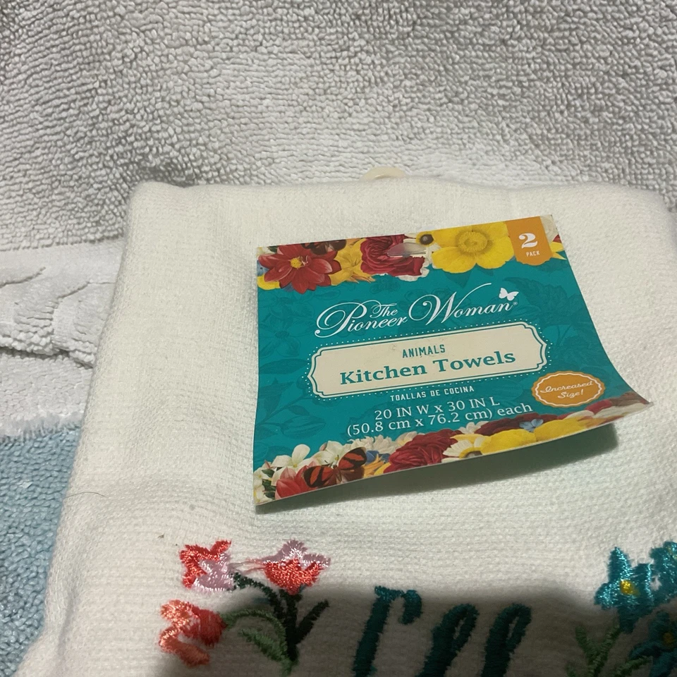 Juego de 2 toallas de cocina de granja de vaca floral dobladillo con volantes bordadas para mujer pionera Foto 4 de 4