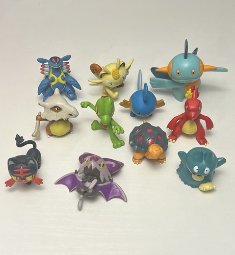 Pokémon TOMY (some vintage) Figure Toys / Figurines - Lot of 11