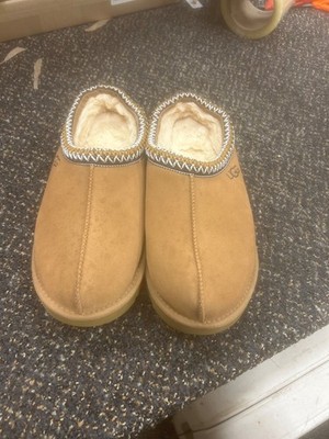 ugg taz women s slippers chestnut and black