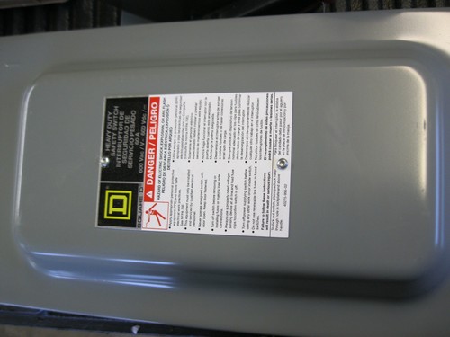 Interruptor de seguridad de desconexión fusible Square D H362RB 3 polos 60 amperios 600 V NEMA 3R, F05 - Imagen 4 de 4