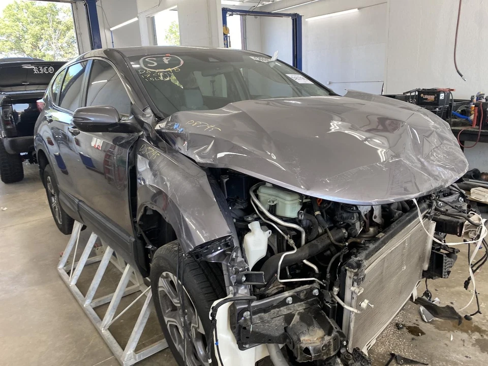 Used Body Control Module fits: 2017 Honda Cr-v Body Control BCM body control LH - Image 2 of 4