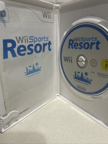 Wii Sports Resort Nintendo Wii PAL Complete With Manual Tested & Working - Picture 2 of 3