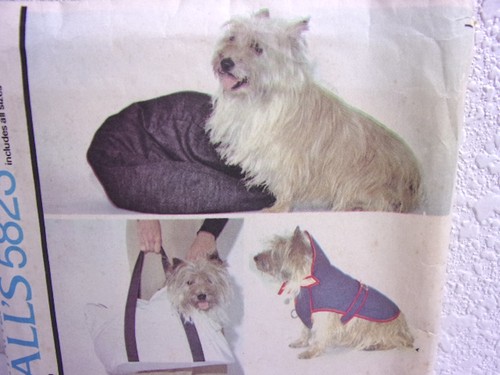 Dog Coat & Accessories Vintage McCall's Pattern # 5823, 1977 Pattern Uncut FF - Picture 3 of 6