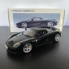 AUTOart 1:18 Porsche Carrera GT AUTOart Millennium Japanese JP
