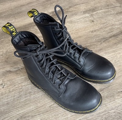 Marke NIIH Bouncing Soles Black Boots Women's 7.5