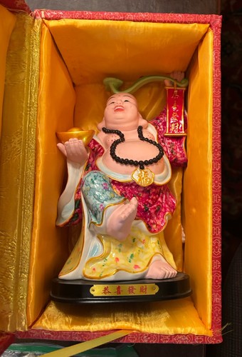 Statua Buddha cinese che ride con veste e perline dipinte a mano con scatola. 10,5" - Foto 9 di 10