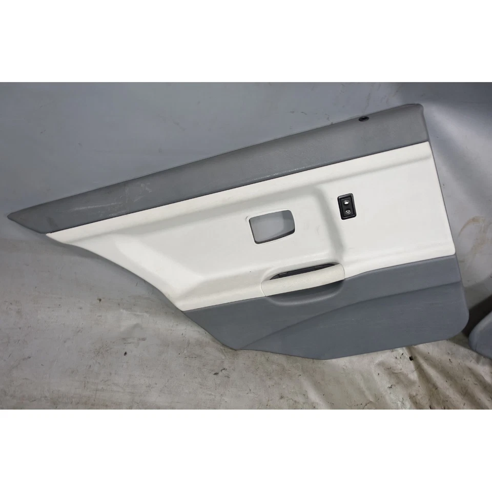 Panel de puerta interior trasera gris paloma OEM BMW E36 92-98 serie 3 sedán Foto 2 de 4