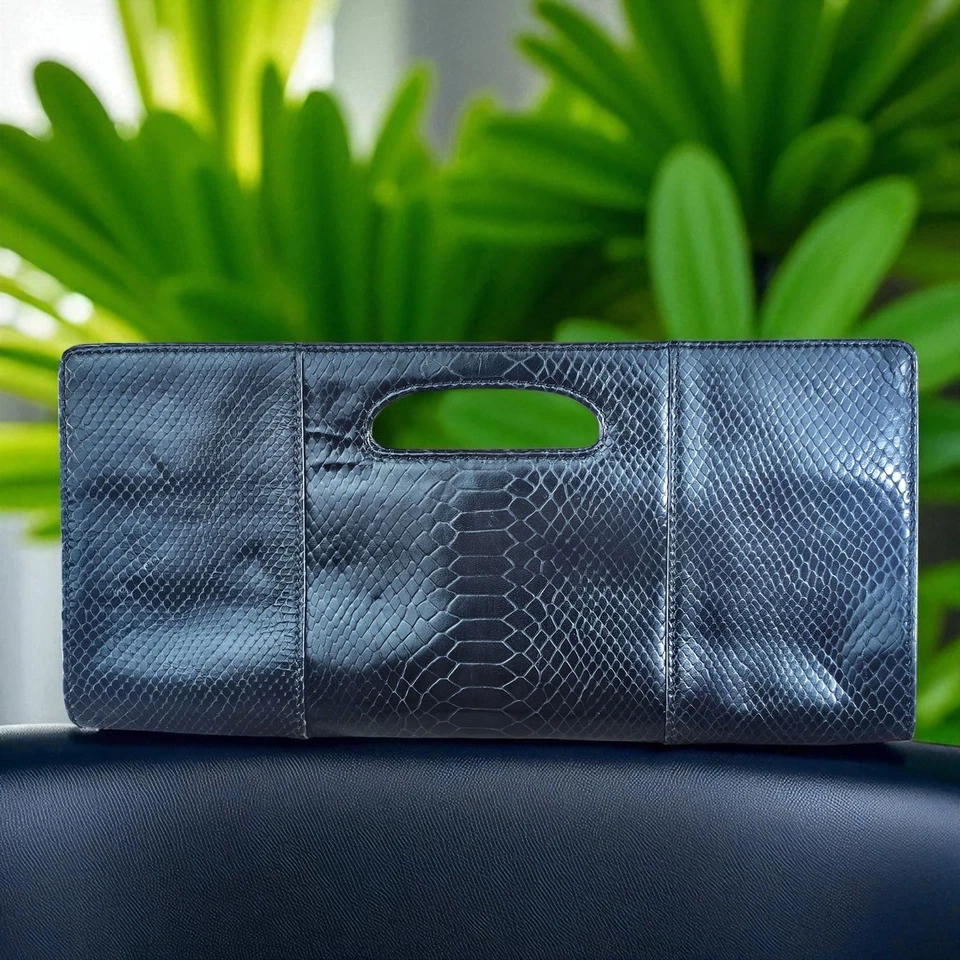 Bolso sin asas de cuero Charles David de colección negro ébano patrón de piel de serpiente nuevo con etiquetas Foto 4 de 4