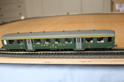 Liliput Spur HO 1:87 Schweizer SBB CFF FFS 1. Klasse Reisezugwagen L387814 A2251