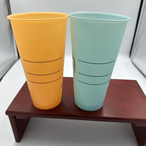 Menge 2 Multicolor Starbucks Wiederverwendbar Kunststoff 24oz Matt Becher Becher Keine Deckel - Bild 2 von 9