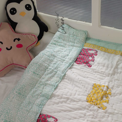 Lightweight Reversible Cotton Quilt Elephant Print Baby Twin Queen Size Quilt - Picture 4 of 6