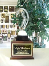 GOLF TROPHY PERPETUAL AWARD 16 YEAR PLAYER ON BALL MALE OR FEMALE M-MX703 