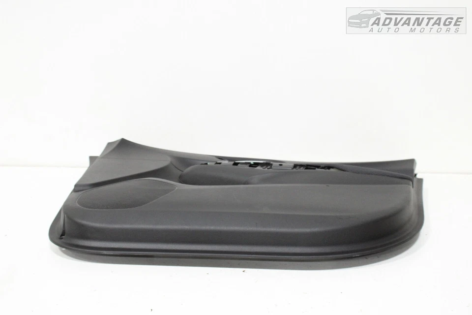 17-18 CHEVROLET CRUZE LT PANEL DE MOLDURA DE PUERTA INTERIOR LADO PASAJERO DELANTERO DERECHO OEM Foto 2 de 4