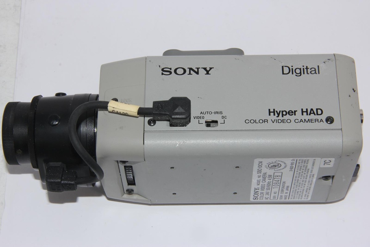 SONY SSC-DC14 Hyper HAD Digital Color Video Camera with